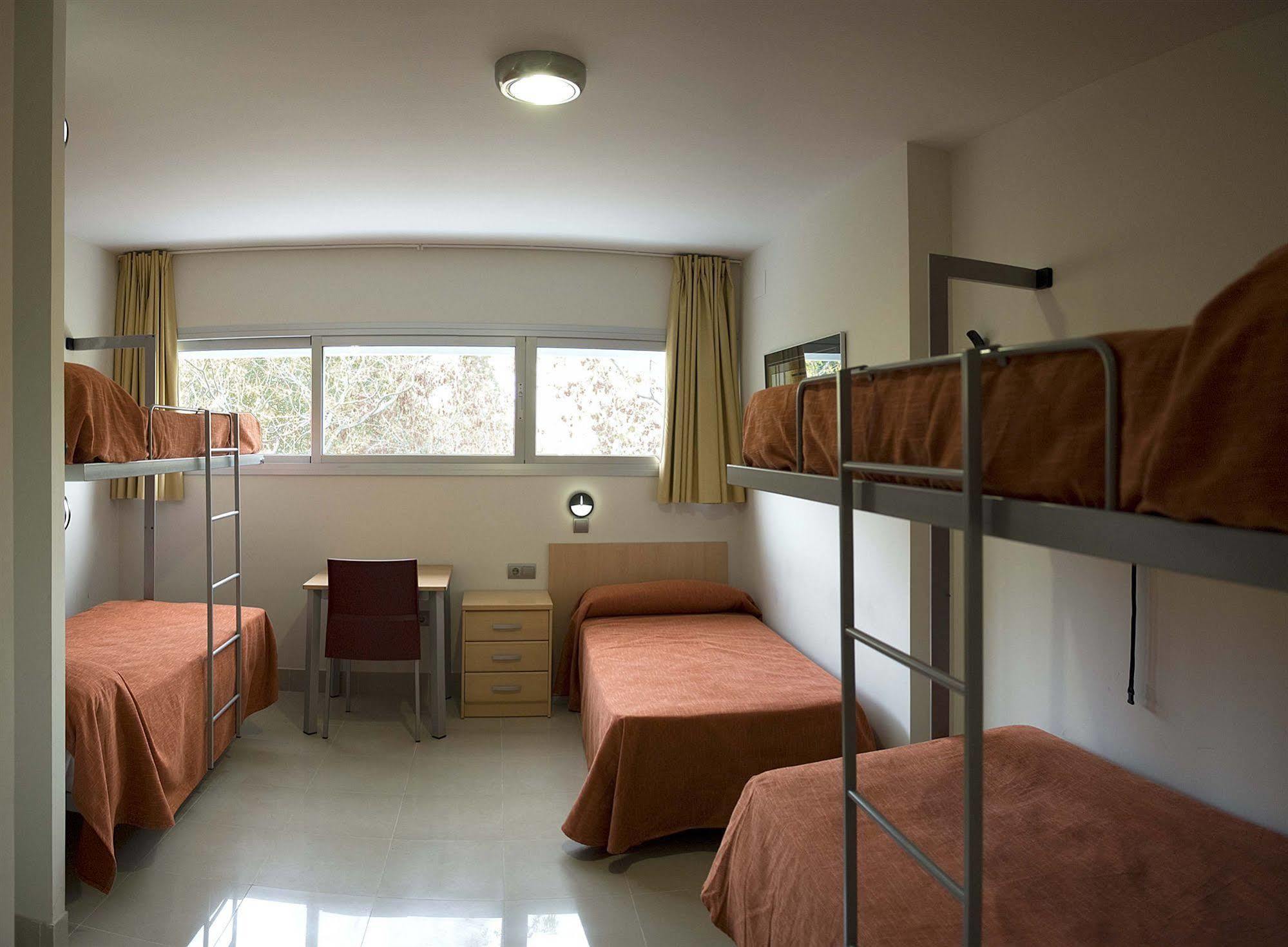 Albergue Inturjoven Sevilla Exterior foto